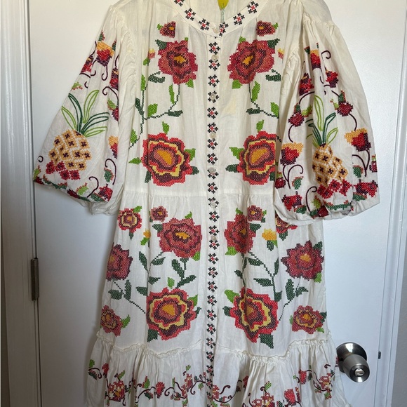 FARM Rio Multicolor Embroidered Dress - Picture 4 of 4